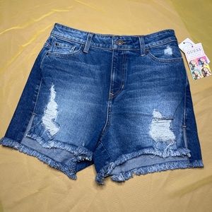 Size 27 HIGH WAISTED GUESS JEANS ✨ new with tags